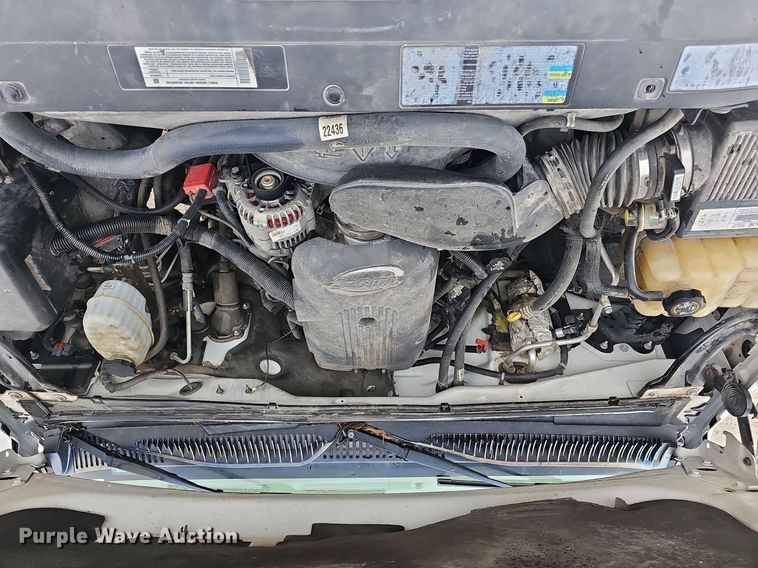 image for item NT9920 2003 Chevrolet Silverado 2500HD  pickup truck