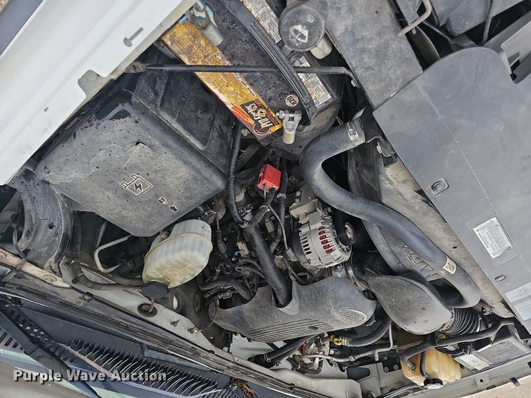 image for item NT9920 2003 Chevrolet Silverado 2500HD  pickup truck