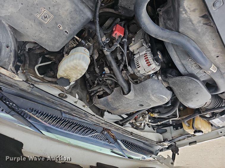 image for item NT9920 2003 Chevrolet Silverado 2500HD  pickup truck