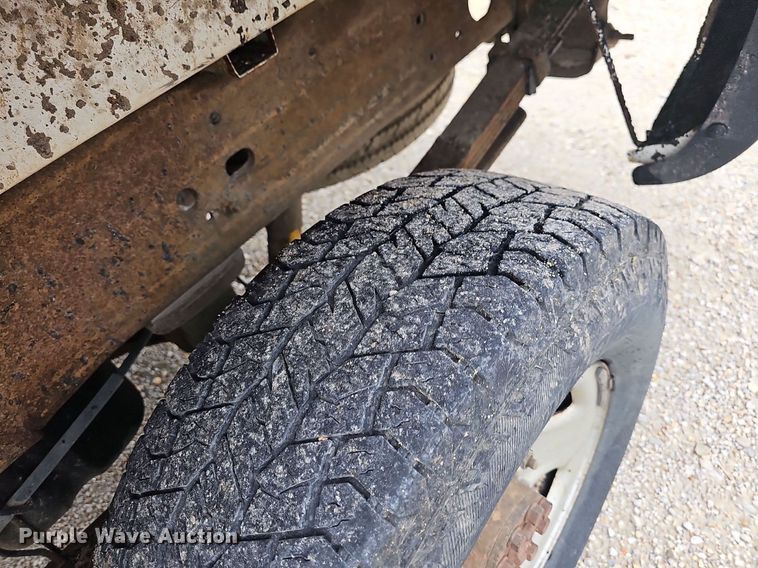 image for item NT9920 2003 Chevrolet Silverado 2500HD  pickup truck