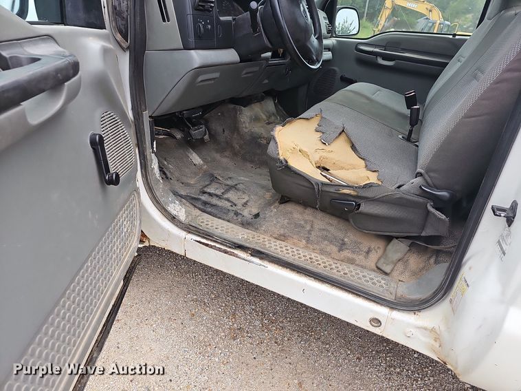 image for item NT9921 2007 Ford F250 Super Duty  pickup truck