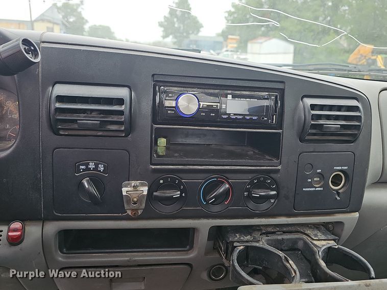 image for item NT9921 2007 Ford F250 Super Duty  pickup truck