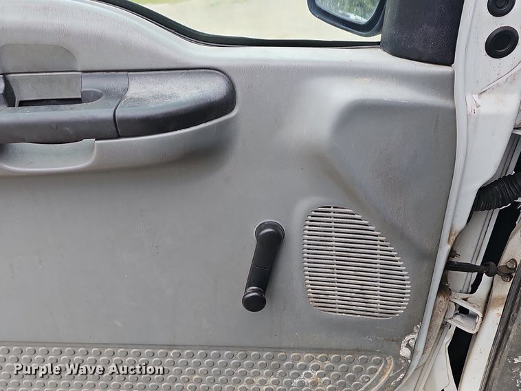 image for item NT9921 2007 Ford F250 Super Duty  pickup truck