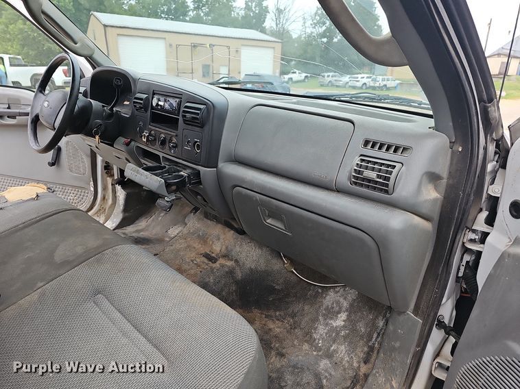 image for item NT9921 2007 Ford F250 Super Duty  pickup truck