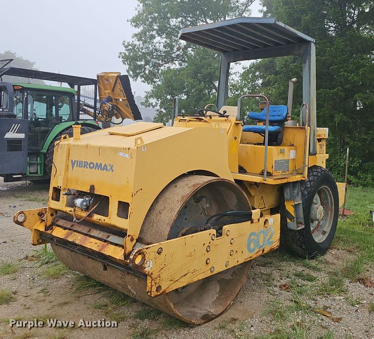 image for item NT9922 1996 Vibromax W602d  single drum roller
