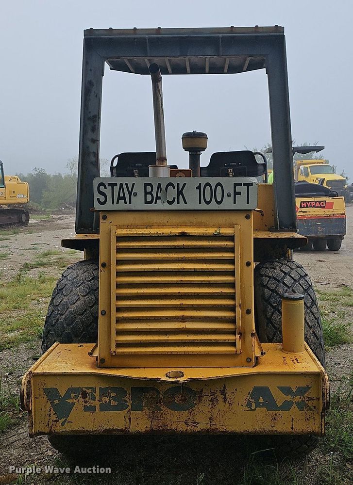 image for item NT9922 1996 Vibromax W602d  single drum roller