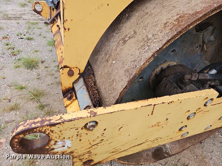 image for item NT9922 1996 Vibromax W602d  single drum roller