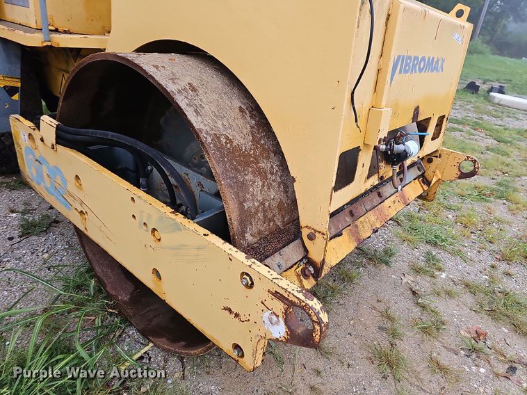 image for item NT9922 1996 Vibromax W602d  single drum roller
