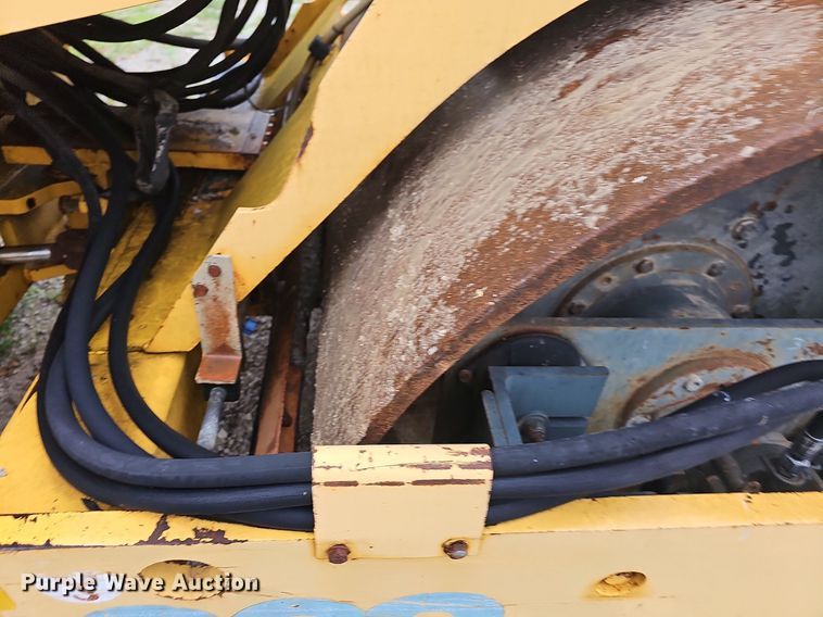 image for item NT9922 1996 Vibromax W602d  single drum roller