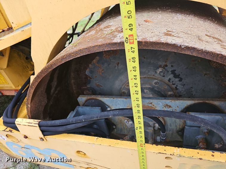 image for item NT9922 1996 Vibromax W602d  single drum roller