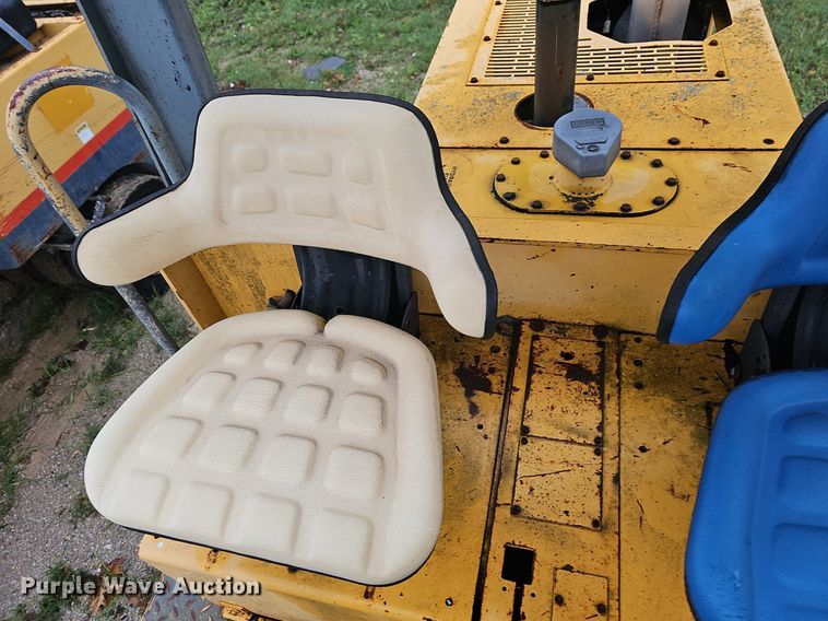 image for item NT9922 1996 Vibromax W602d  single drum roller