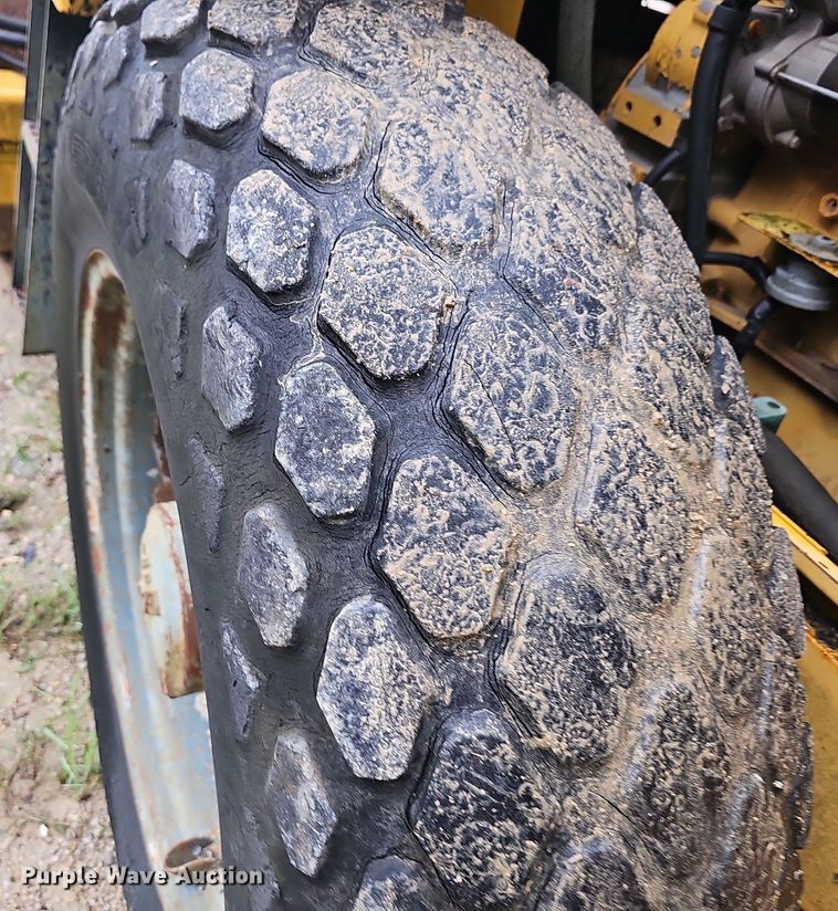 image for item NT9922 1996 Vibromax W602d  single drum roller