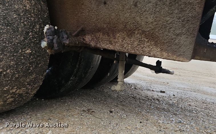 image for item NT9923 2002 Hypac C530AH  pneumatic roller