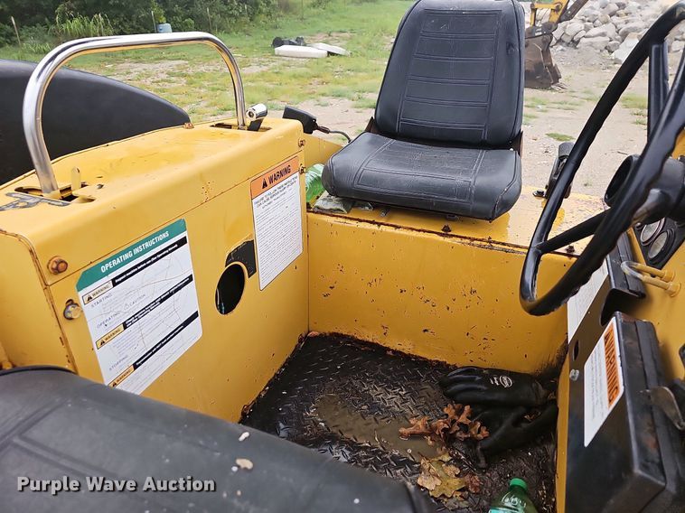 image for item NT9923 2002 Hypac C530AH  pneumatic roller