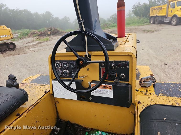 image for item NT9923 2002 Hypac C530AH  pneumatic roller