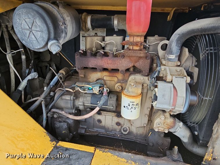 image for item NT9923 2002 Hypac C530AH  pneumatic roller