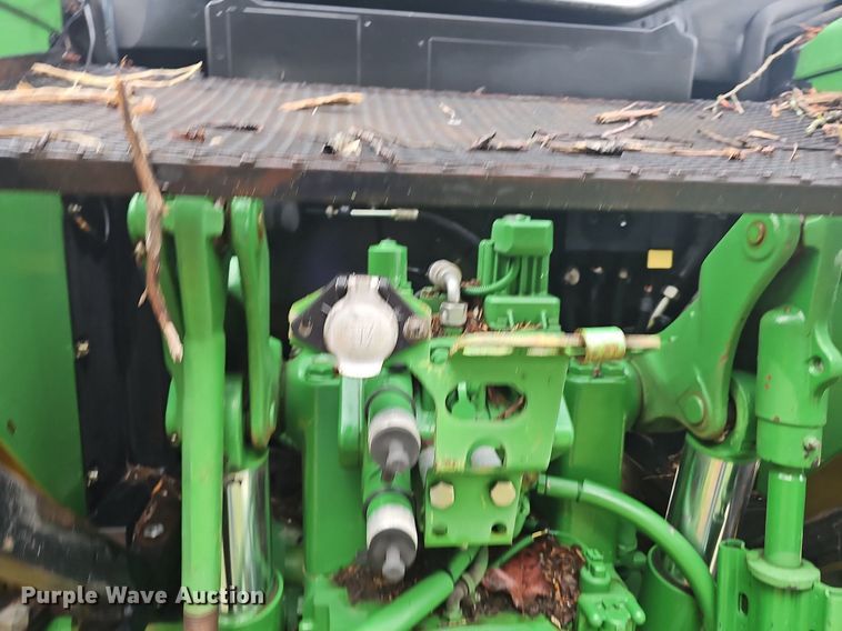 image for item NT9924 2006 John Deere 6415  tractor