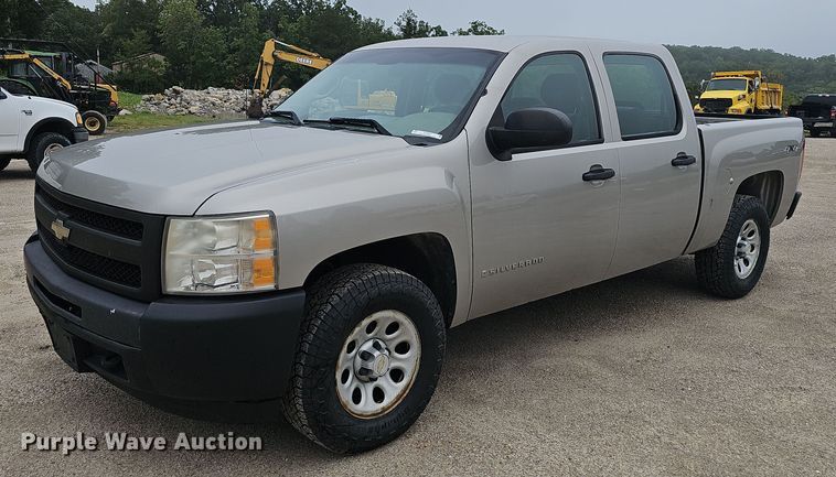 image for item NT9927 2009 Chevrolet Silverado 1500  Crew Cab pickup truck