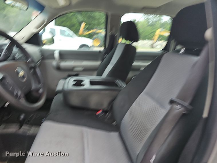 image for item NT9927 2009 Chevrolet Silverado 1500  Crew Cab pickup truck