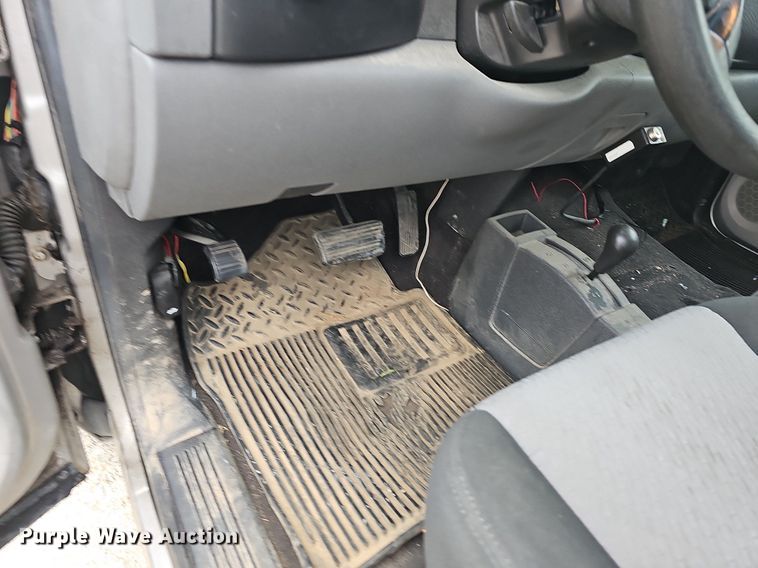 image for item NT9927 2009 Chevrolet Silverado 1500  Crew Cab pickup truck