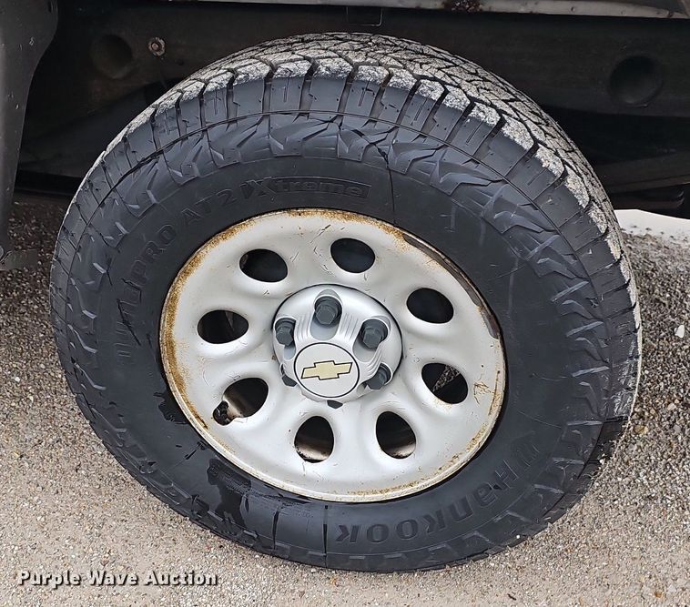 image for item NT9927 2009 Chevrolet Silverado 1500  Crew Cab pickup truck