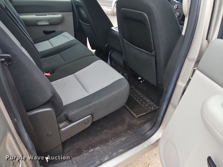 image for item NT9927 2009 Chevrolet Silverado 1500  Crew Cab pickup truck