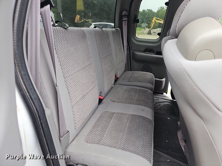 image for item NT9930 2002 Ford F150  SuperCab pickup truck