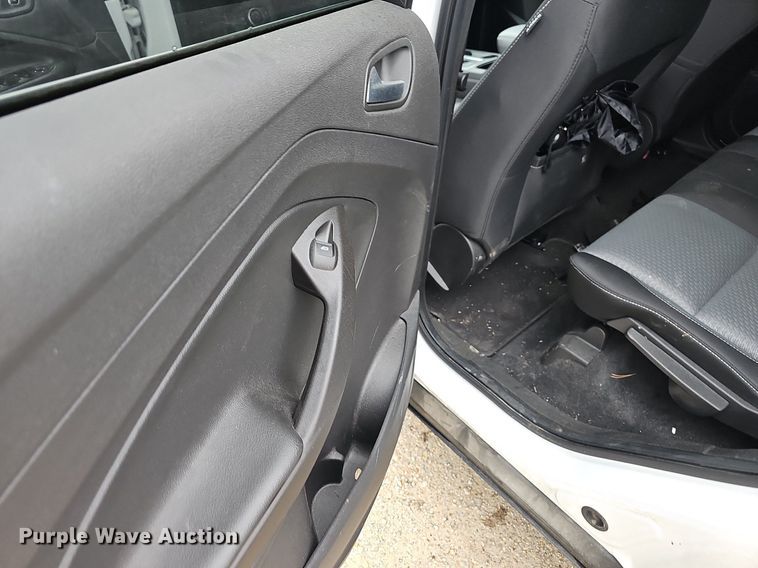 image for item NT9931 2017 Ford Escape  SUV