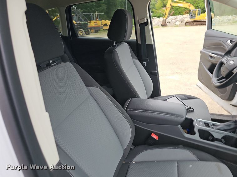 image for item NT9931 2017 Ford Escape  SUV