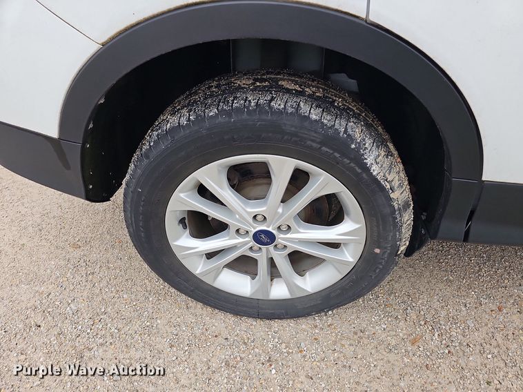 image for item NT9931 2017 Ford Escape  SUV