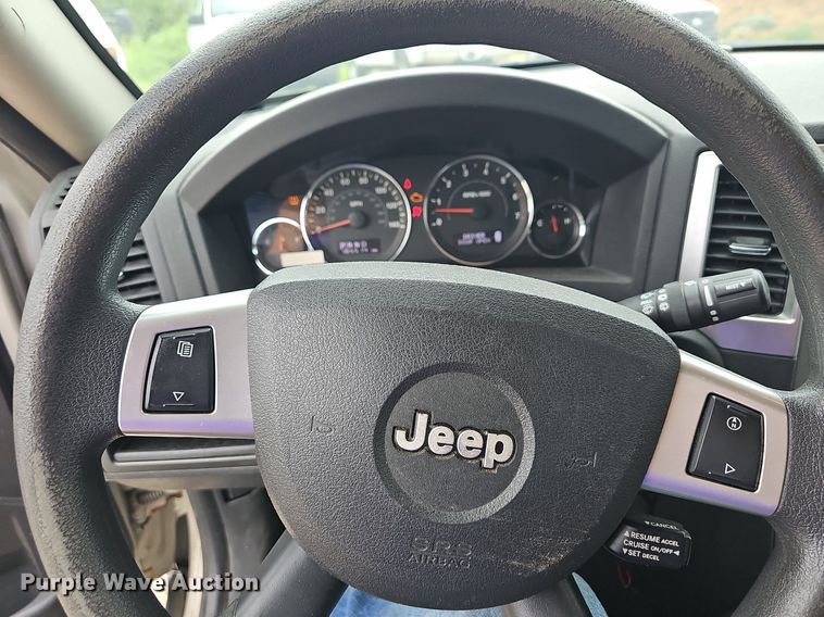 image for item NT9933 2009 Jeep Grand Cherokee  SUV