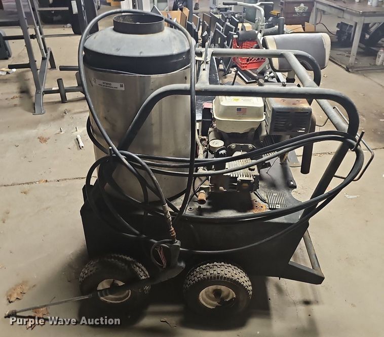 image for item NT9935 Cam Spray 3000 QH  pressure washer