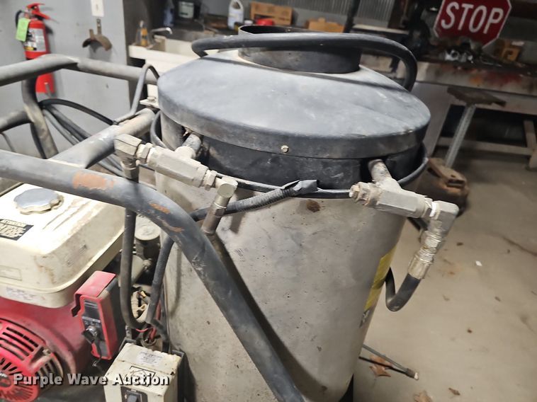 image for item NT9935 Cam Spray 3000 QH  pressure washer