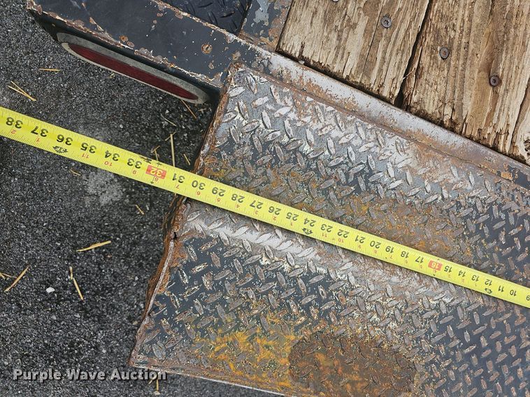 image for item NT9941 2014 Kaufman  tilt deck equipment trailer