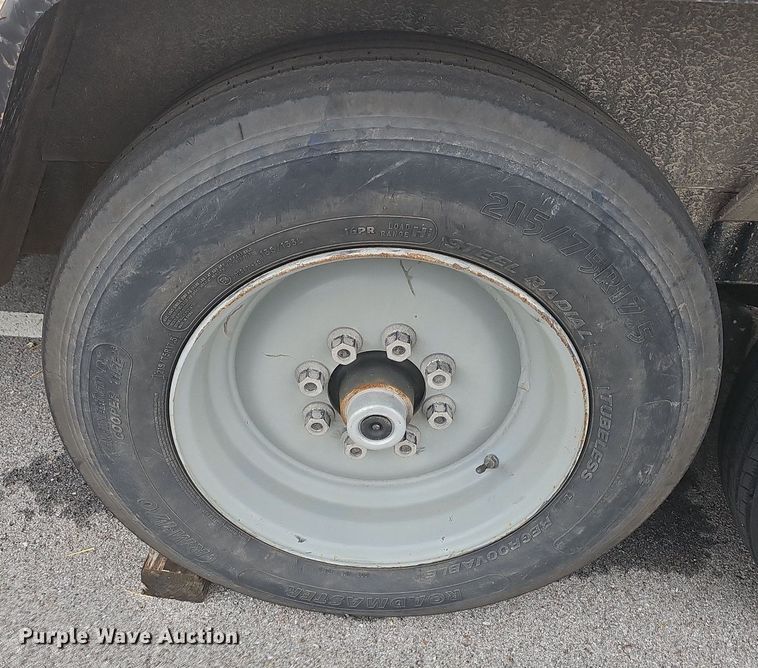 image for item NT9941 2014 Kaufman  tilt deck equipment trailer