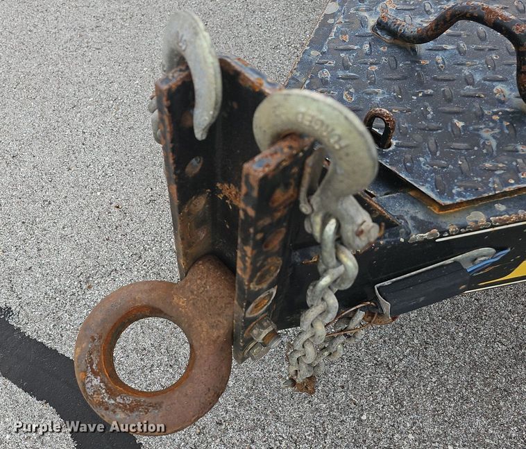 image for item NT9941 2014 Kaufman  tilt deck equipment trailer