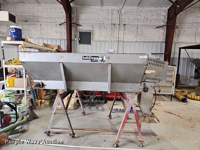 image for item NT9942 SaltDogg SCH096C  spreader