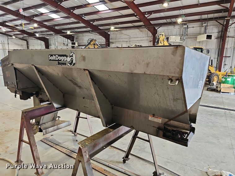 image for item NT9942 SaltDogg SCH096C  spreader