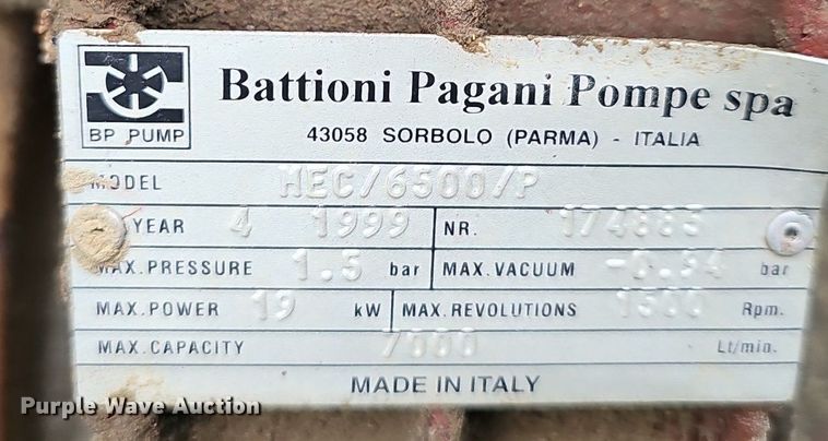 image for item NT9944 1998  Ford LLA9000  tank truck