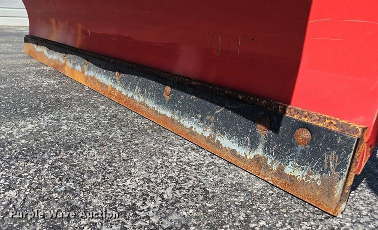 image for item NT9951 2004 Chevrolet Silverado 2500HD  Ext. Cab flatbed pickup truck