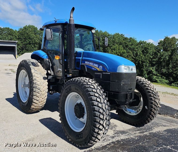 image for item NT9952 2014 New Holland TS6.140  MFWD tractor