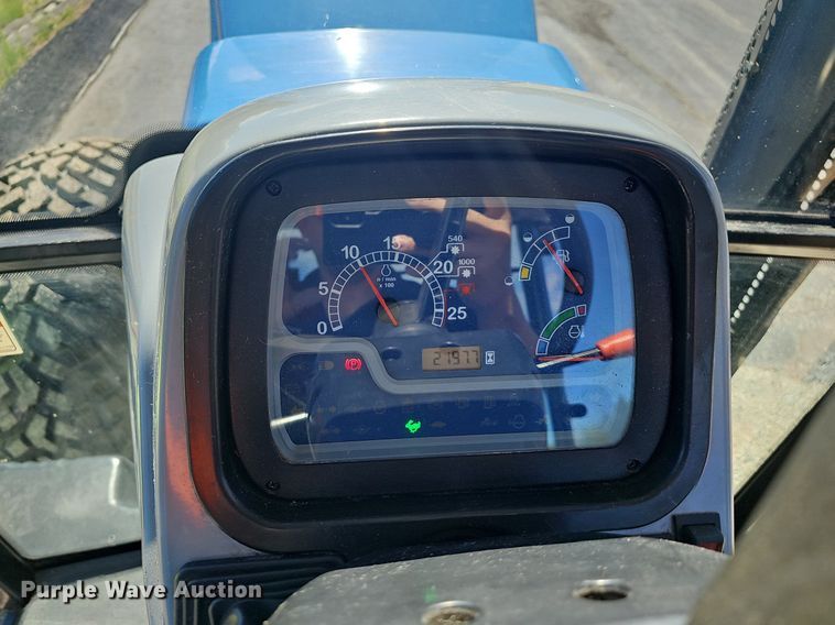 image for item NT9952 2014 New Holland TS6.140  MFWD tractor