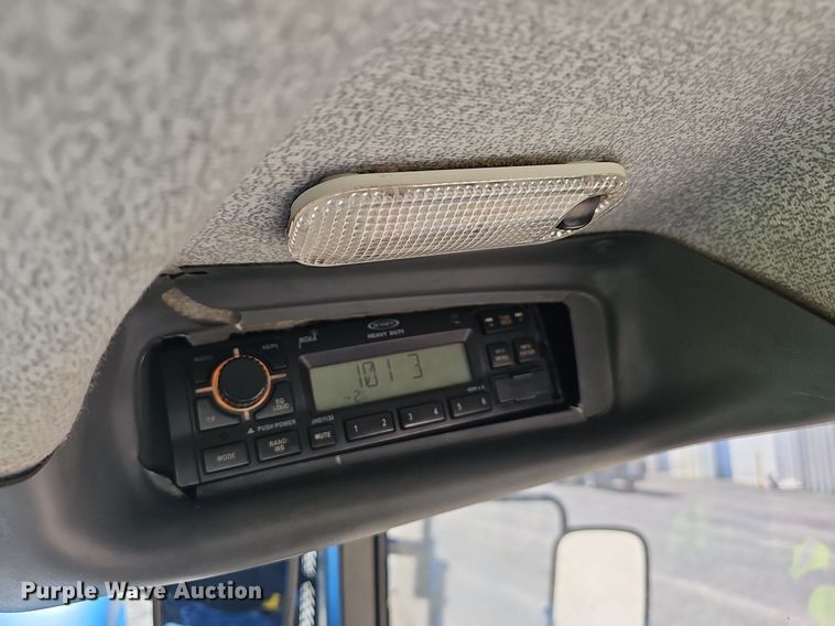 image for item NT9952 2014 New Holland TS6.140  MFWD tractor