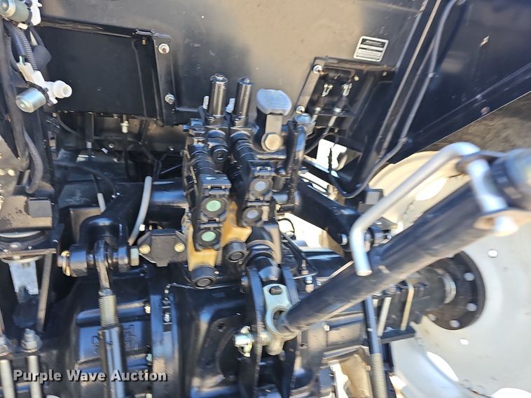 image for item NT9952 2014 New Holland TS6.140  MFWD tractor