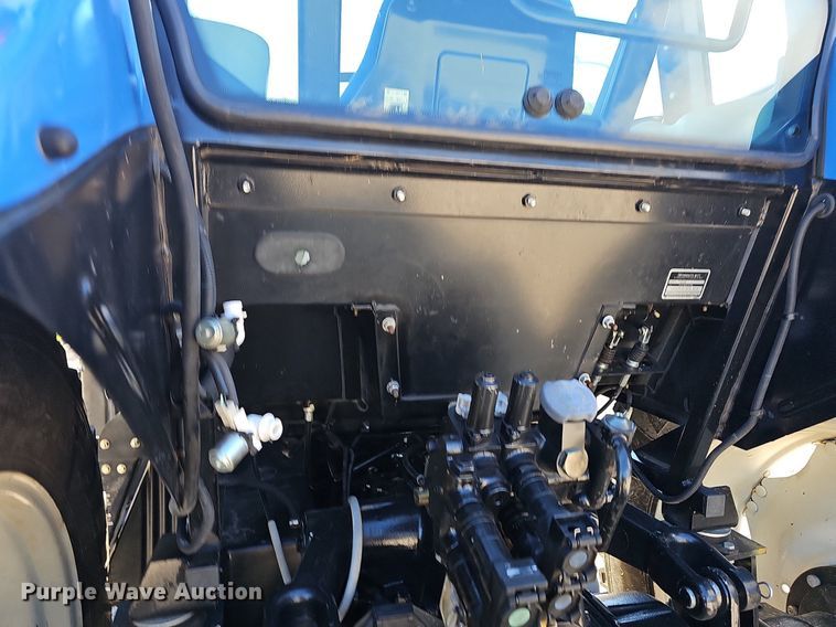 image for item NT9952 2014 New Holland TS6.140  MFWD tractor