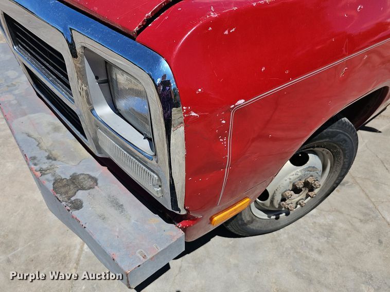 image for item NU9083 1992 Dodge D350  utility bed pickup truck