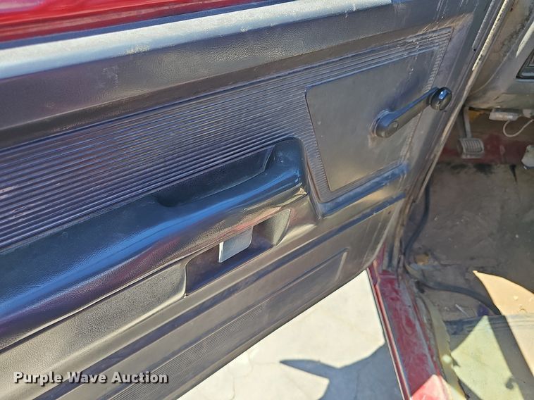 image for item NU9083 1992 Dodge D350  utility bed pickup truck