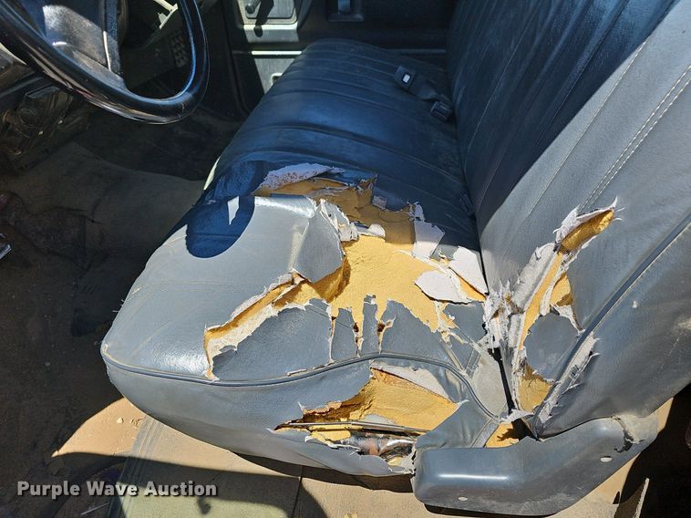 image for item NU9083 1992 Dodge D350  utility bed pickup truck