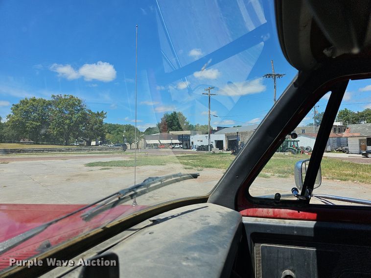 image for item NU9083 1992 Dodge D350  utility bed pickup truck