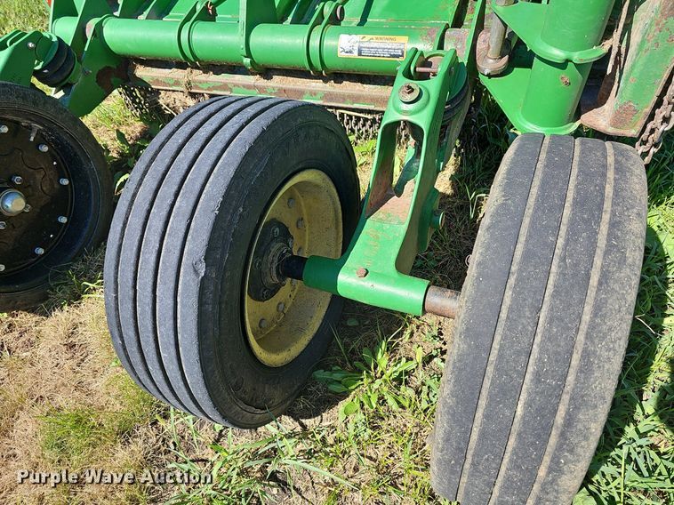 image for item NU9130 John Deere CX15  rotary mower
